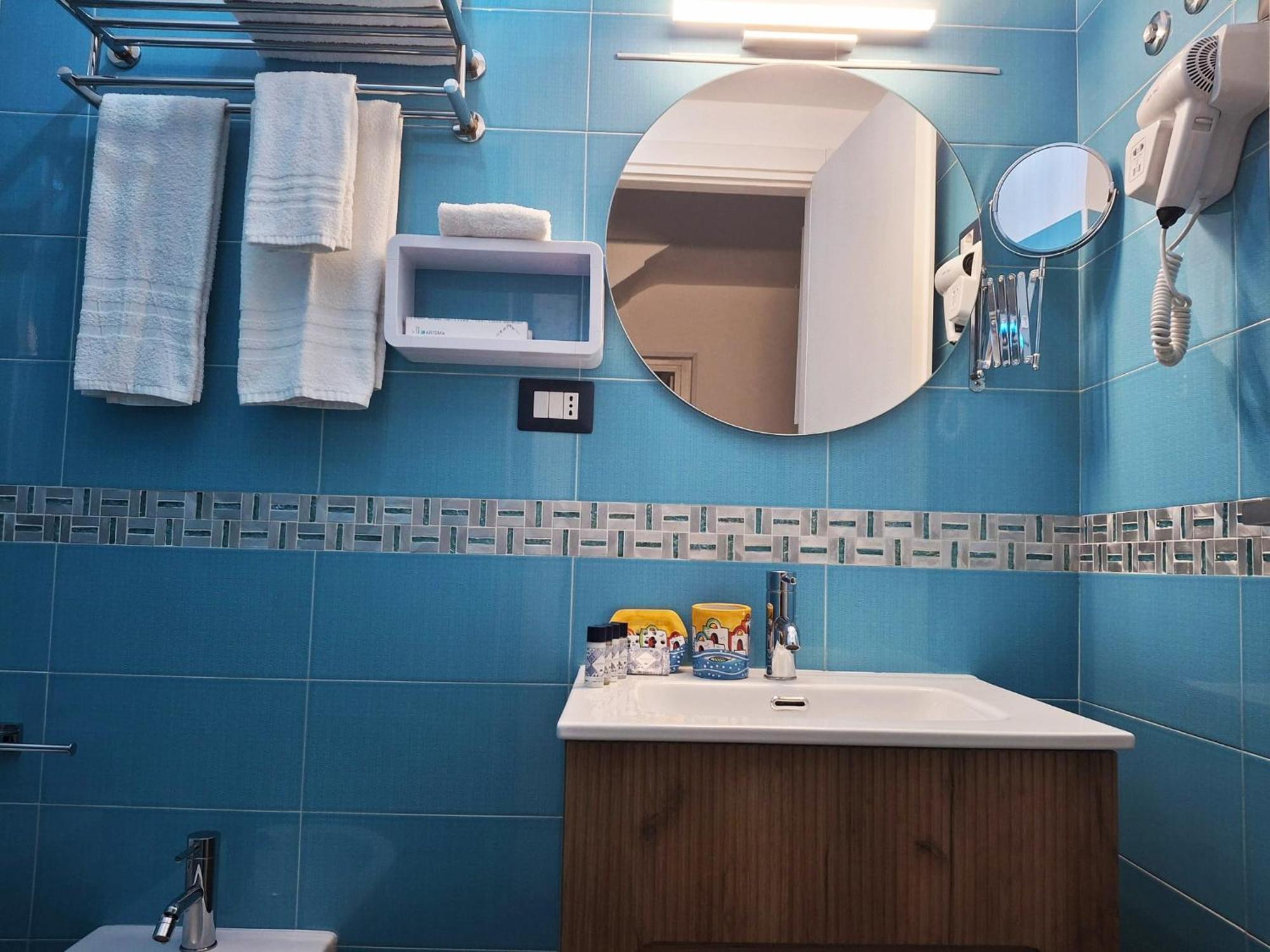 Inn Alta Marea Салерно Екстериор снимка