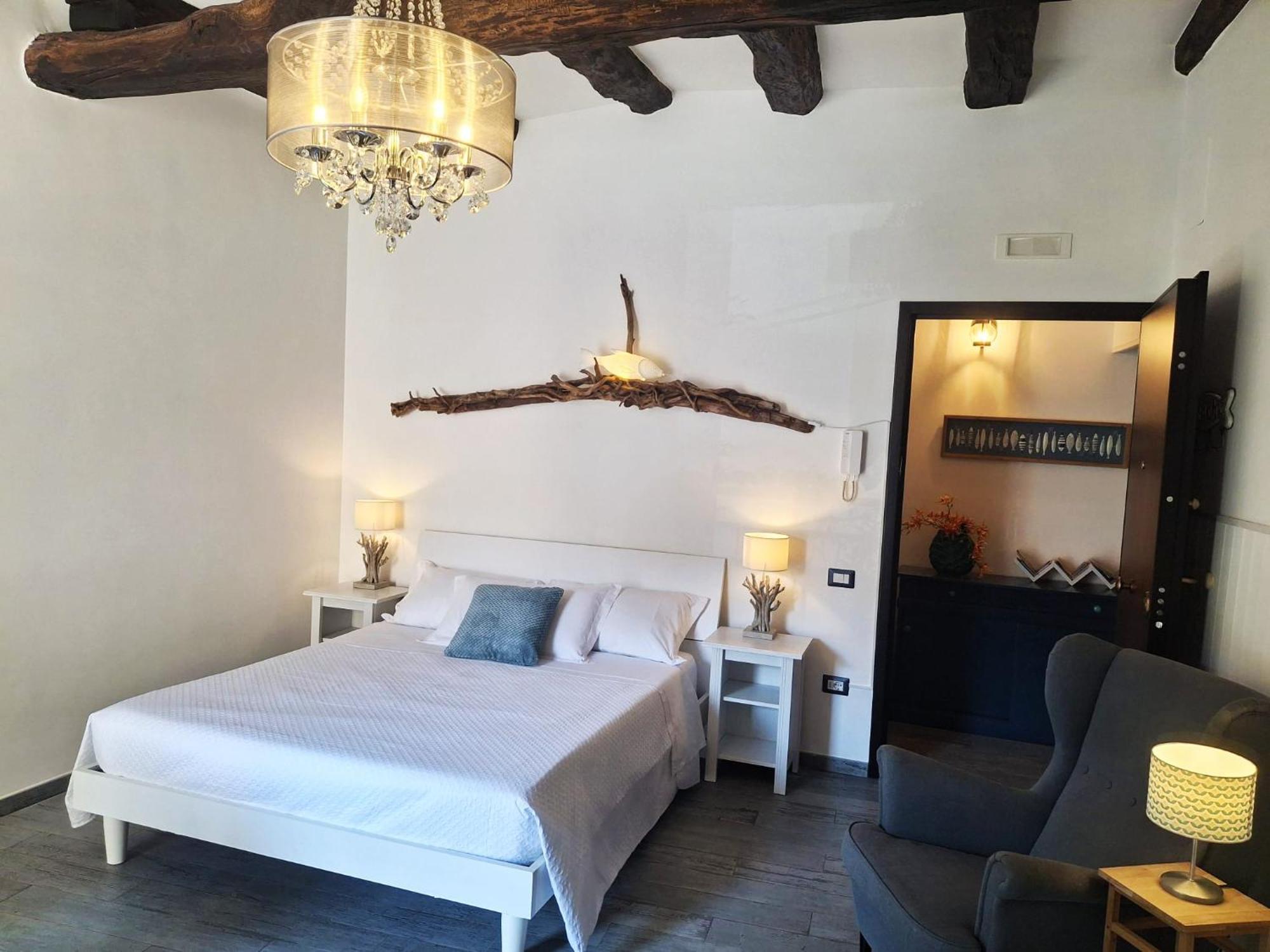 Inn Alta Marea Салерно Екстериор снимка